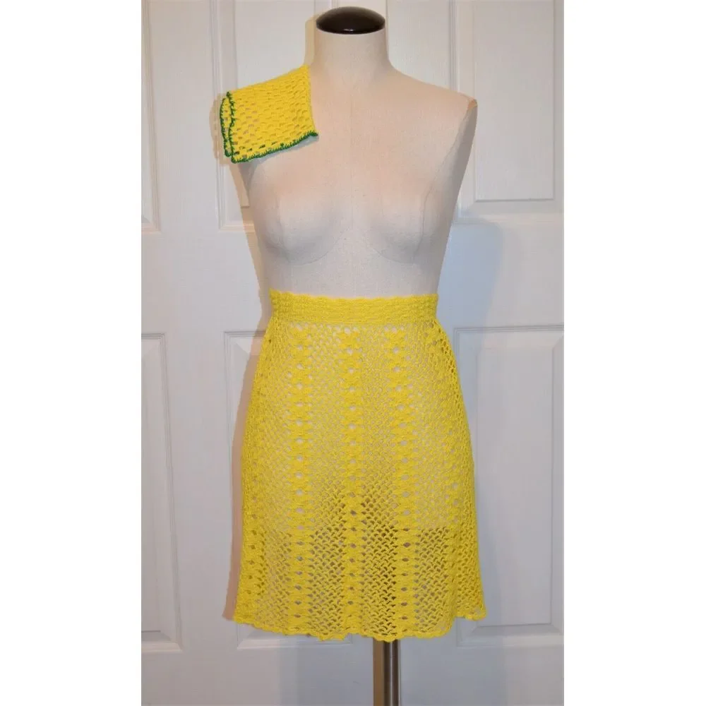 Vintage Ladies Hand Crocheted Yellow‎  1/2 Apron & Dish Cloth